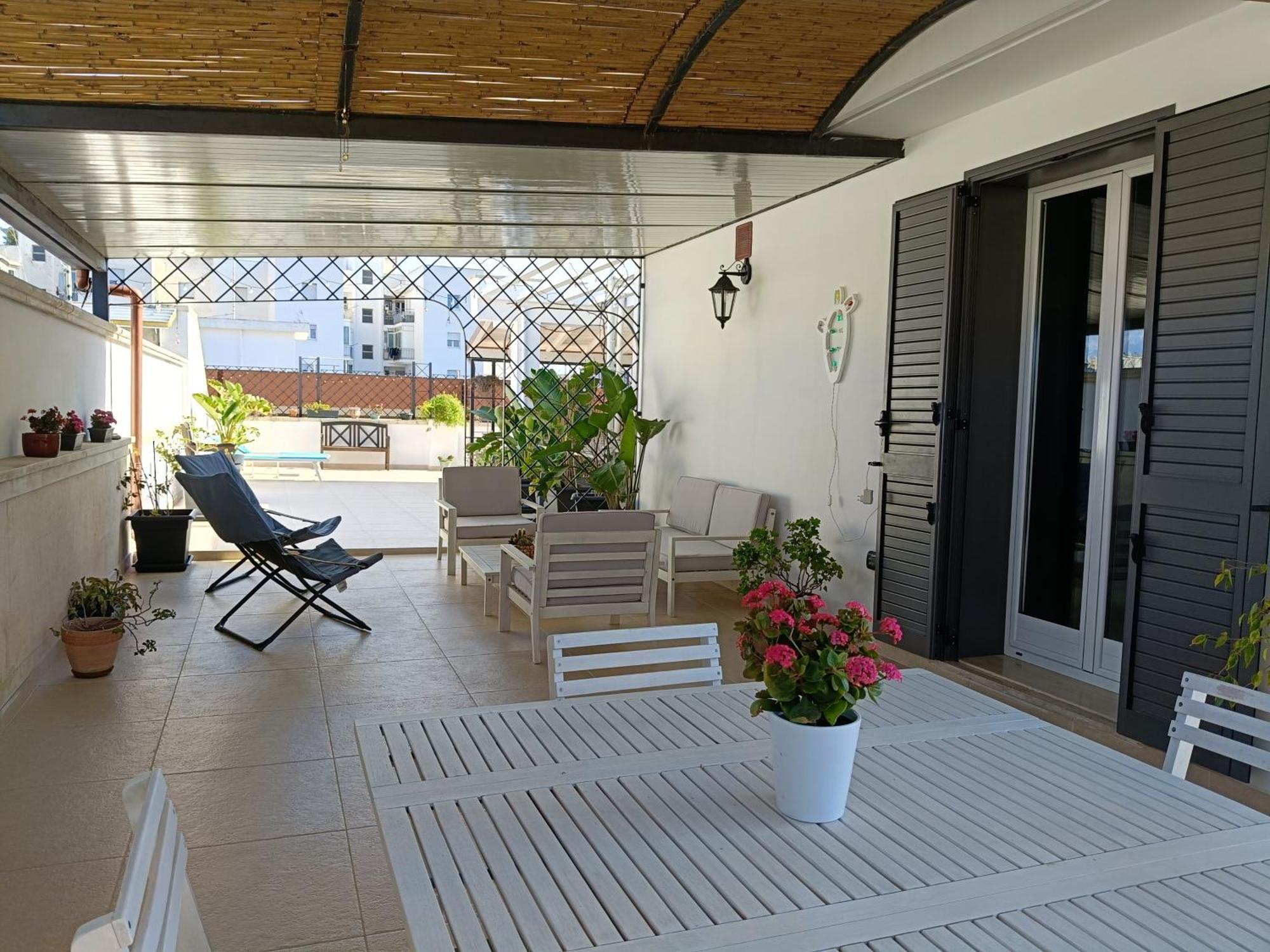 Terrazza 44 Leilighet Lecce Eksteriør bilde